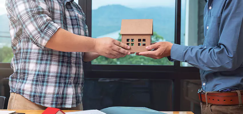 How We Determine Your Sell House with Reverse Mortgage Offer in Oceanside, NY?